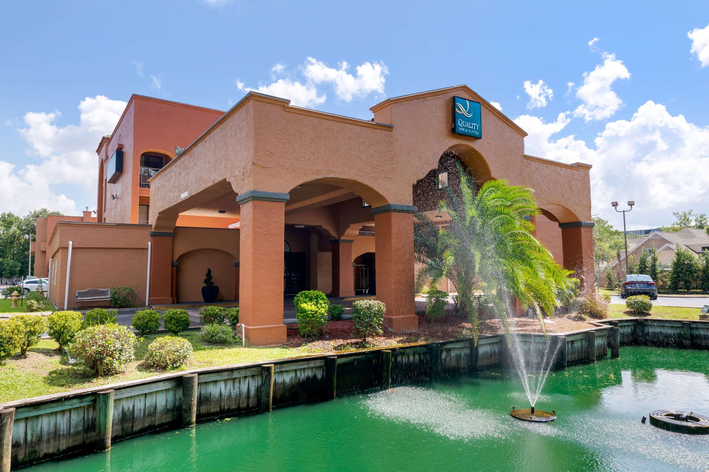 Quality Inn & Suites Jacksonville-Baymeadows Esterno foto